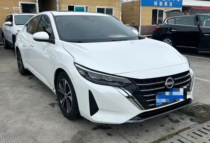 Nissan Sylphy 2023 Model 1.6L CVT Yuexiang Edition – фото 3