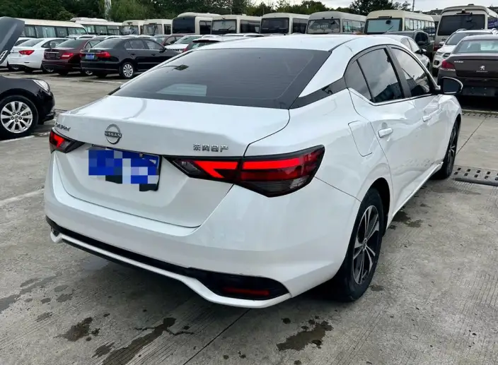 Nissan Sylphy 2023 Model 1.6L CVT Yuexiang Edition – фото 6