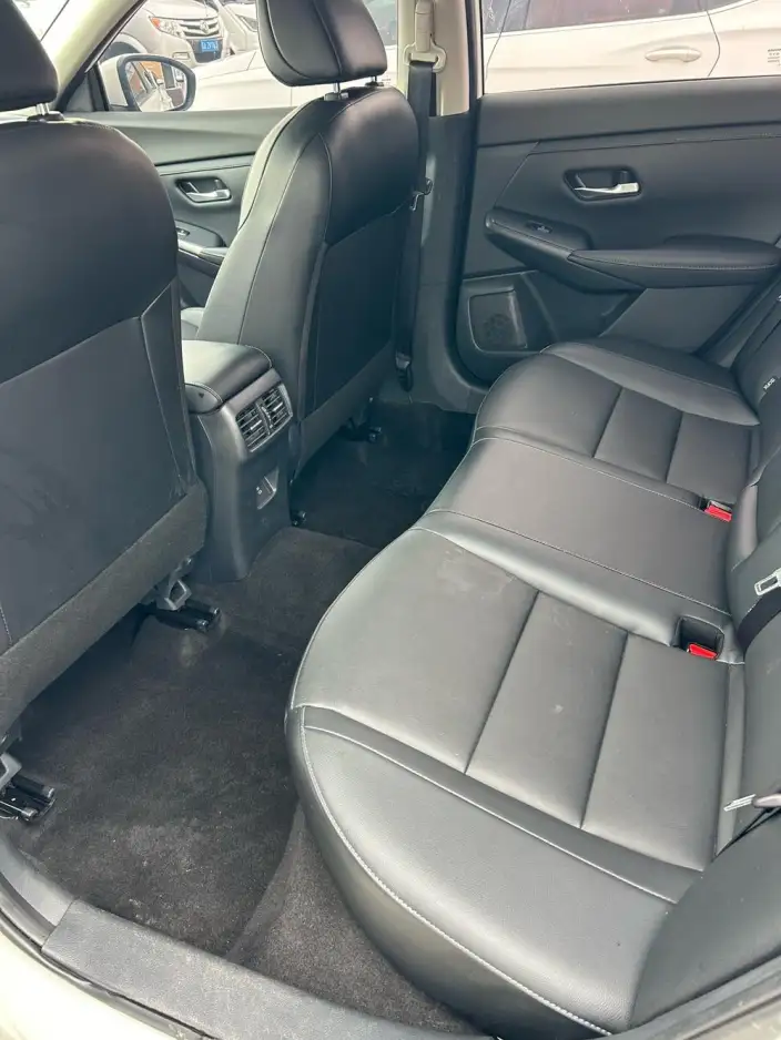 Nissan Sylphy 2023 Model 1.6L CVT Yuexiang Edition – фото 10