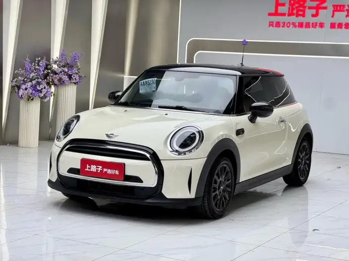 MINI 2022 Model Facelift 1.5T ONE