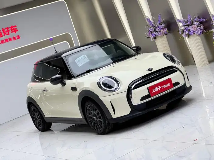 MINI 2022 Model Facelift 1.5T ONE