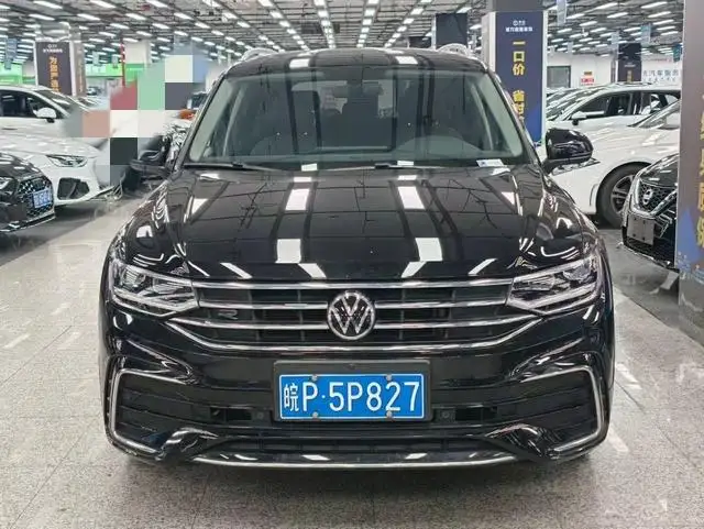 Volkswagen Tiguan L 2022 Model 330TSI Automatic 2WD R-Line Enjoy the version more – фото 2