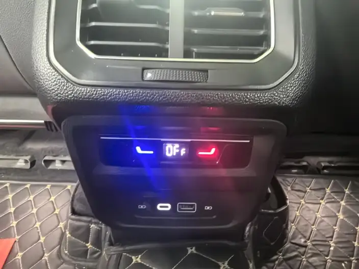 Volkswagen Tiguan L 2022 Model 330TSI Automatic 2WD R-Line Enjoy the version more – фото 4