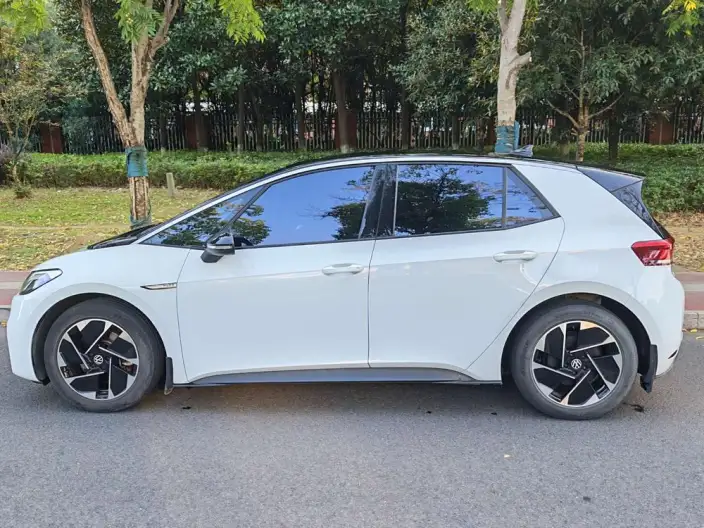 Volkswagen ID.3 2023 Model Pure Smart Edition – фото 4