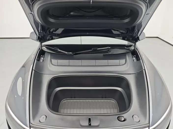 Model Y 2025 Model Rear-wheel drive version – фото 10