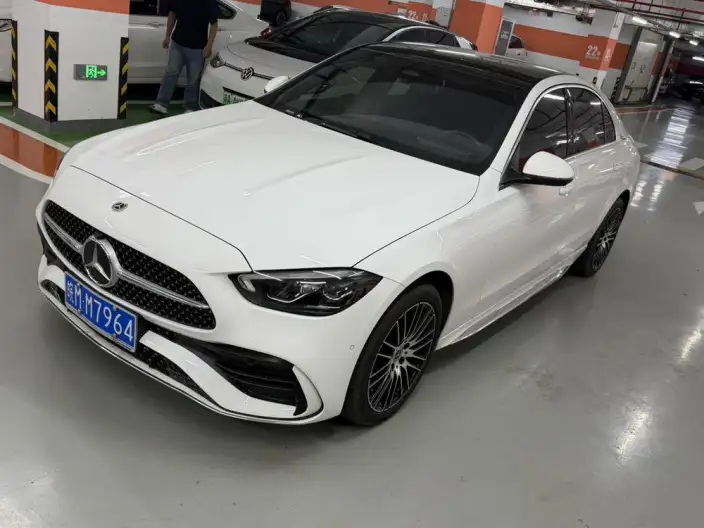 Mercedes-Benz C-Class 2025 Model C 260 L Sports Edition – фото 1