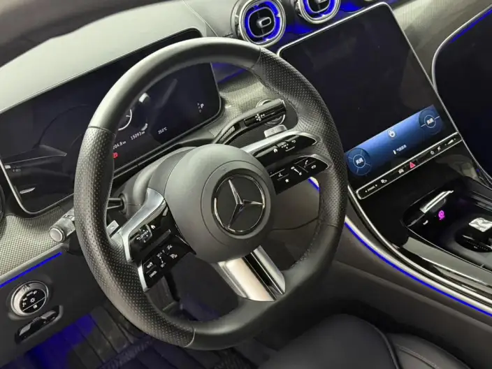 Mercedes-Benz C-Class 2025 Model C 260 L Sports Edition – фото 10