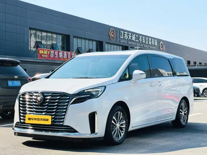 Buick GL8 2023 Model ES Luzun 2.0T Exclusive Model Heyue Edition