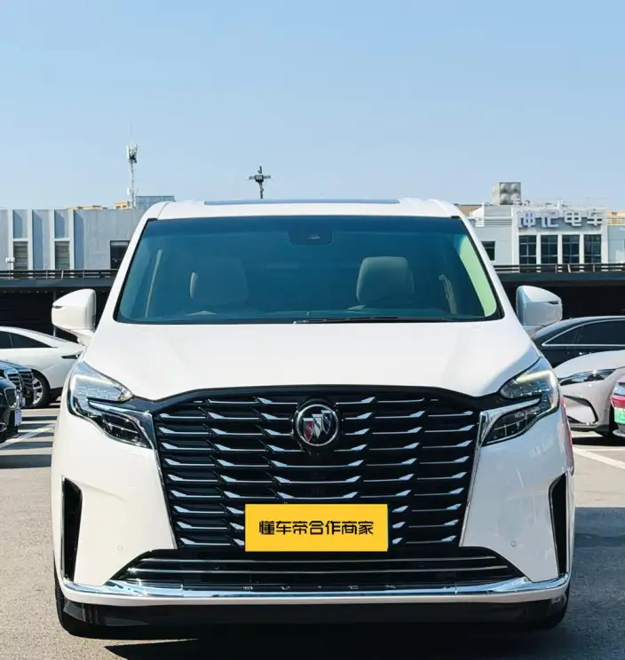 Buick GL8 2023 Model ES Luzun 2.0T Exclusive Model Heyue Edition