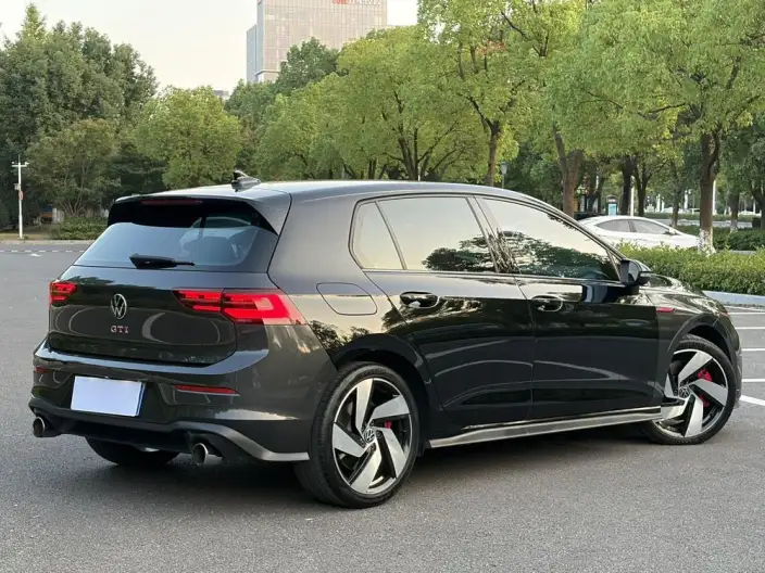 Volkswagen Golf GTI 2021 Model 380TSI DSG GTI – фото 5