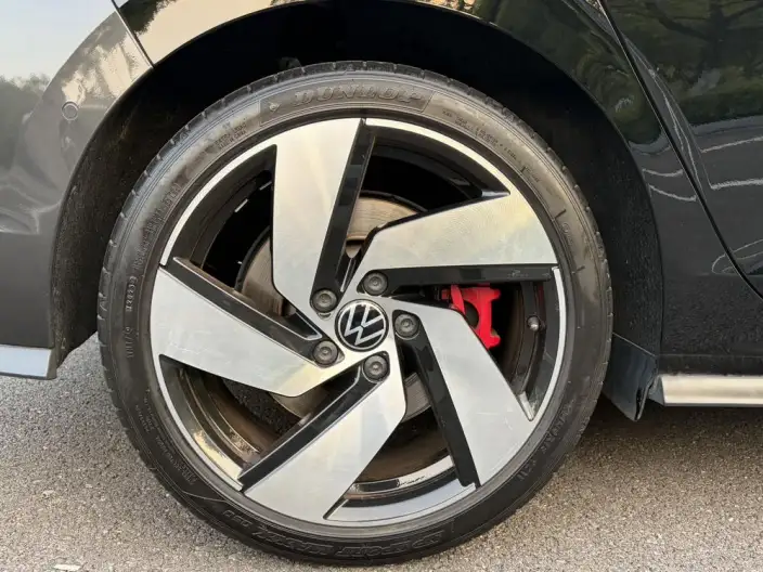 Volkswagen Golf GTI 2021 Model 380TSI DSG GTI – фото 9