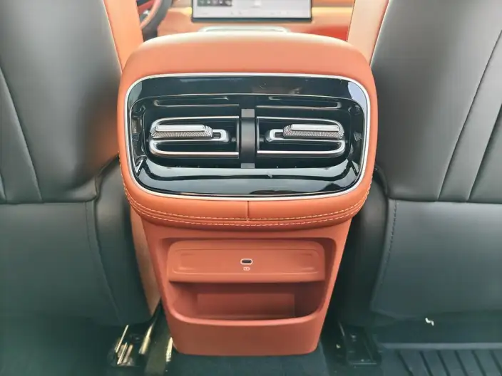 Geely M7 2026 Model 225km Tiggo + Edition – фото 8