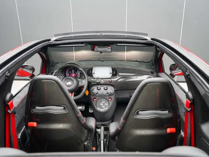 Abarth 695 2024 Model 1.4T Automatic Qian Drive 4 seat Parallel Imported – фото 5