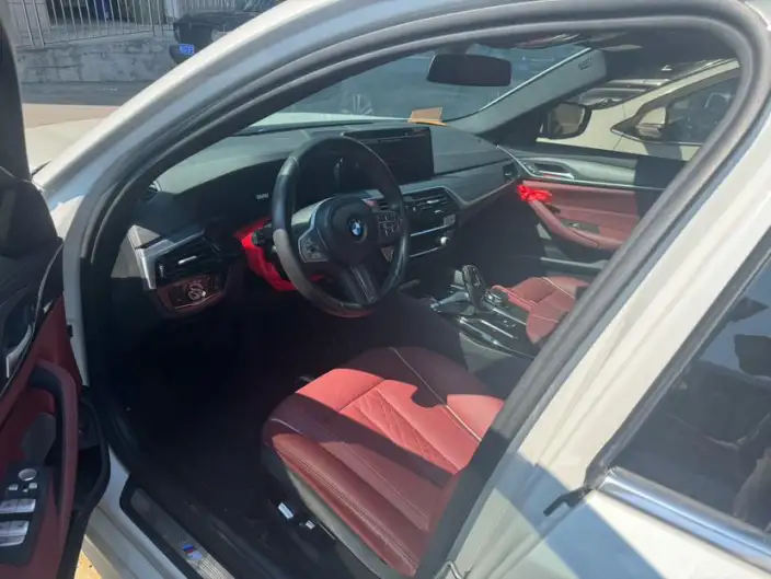 BMW 5 Series 2023 Model 530Li Leading Model M Sports Set – фото 8