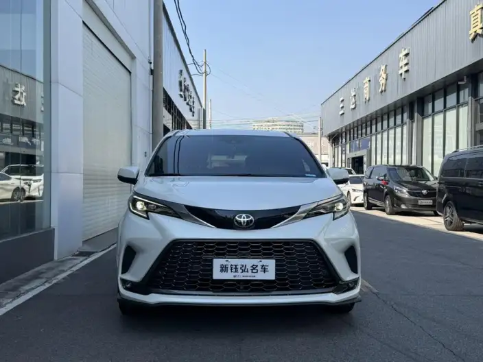 Granvia 2024 Model Intelligent Hybrid 2.5L 2WD Flagship ULTRA Edition – фото 2