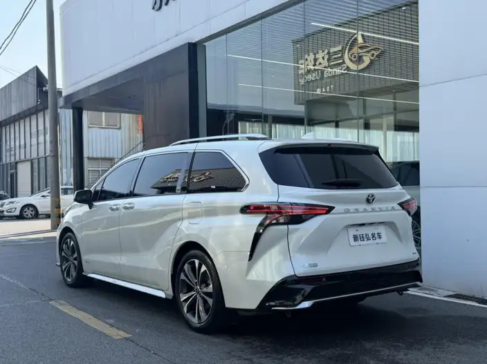 Granvia 2024 Model Intelligent Hybrid 2.5L 2WD Flagship ULTRA Edition – фото 6