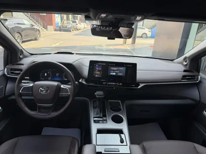 Granvia 2024 Model Intelligent Hybrid 2.5L 2WD Flagship ULTRA Edition – фото 10