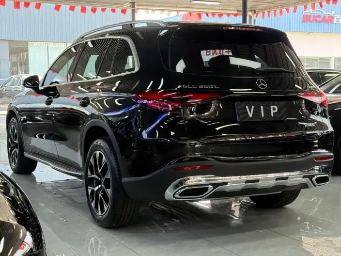 Mercedes-Benz GLC 2023 Model Facelift GLC 260 L 4MATIC Dynamic Model 5 seat – фото 4