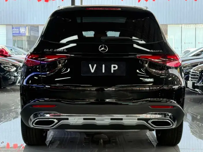 Mercedes-Benz GLC 2023 Model Facelift GLC 260 L 4MATIC Dynamic Model 5 seat – фото 5