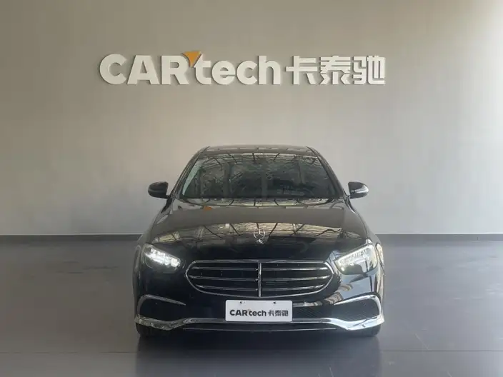 Mercedes-Benz E-Class 2023 Model E 260 L sedan – фото 2