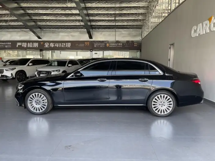Mercedes-Benz E-Class 2023 Model E 260 L sedan – фото 4