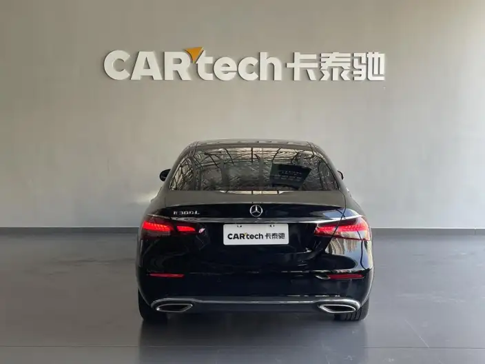 Mercedes-Benz E-Class 2023 Model E 260 L sedan – фото 6