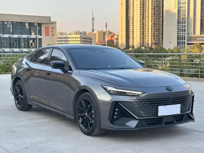 Changan UNI-V 2024 Model 1.5T Noble Model – фото 3