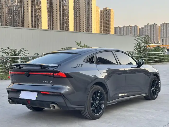 Changan UNI-V 2024 Model 1.5T Noble Model – фото 6