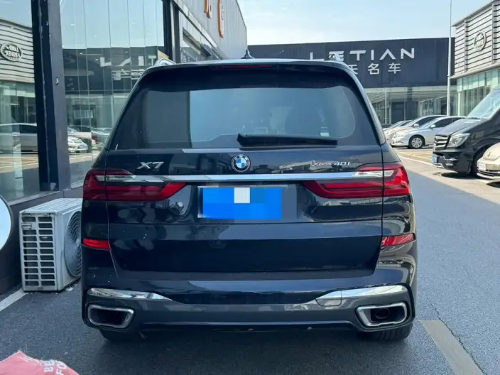 BMW X7 2022 Model xDrive40i Exclusive Model Luxury Set – фото 5