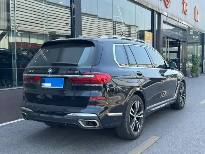 BMW X7 2022 Model xDrive40i Exclusive Model Luxury Set – фото 6