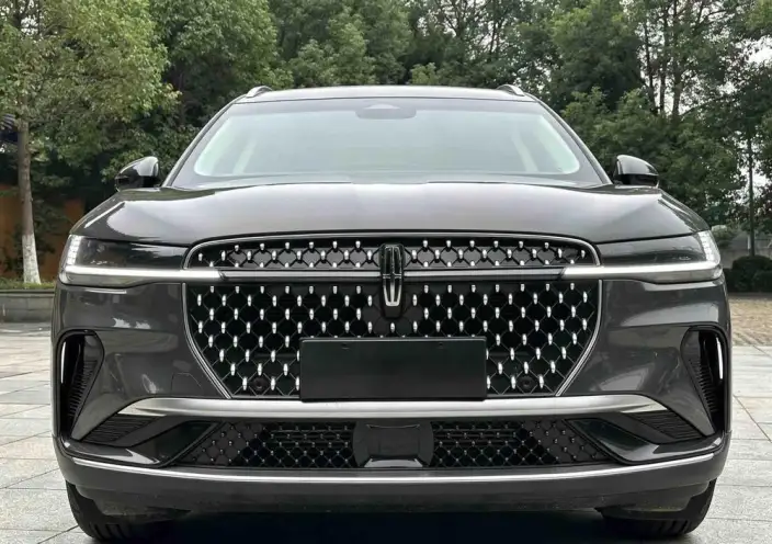 Nautilus 2026 Model 2.0T 2WD Voyage