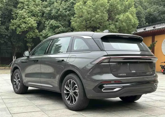 Nautilus 2026 Model 2.0T 2WD Voyage