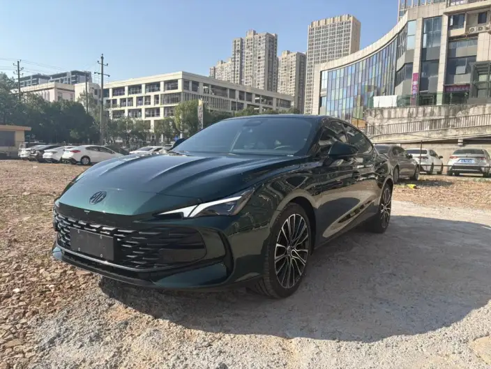 MG7 2025 Model 1.5T DCT Deluxe Edition
