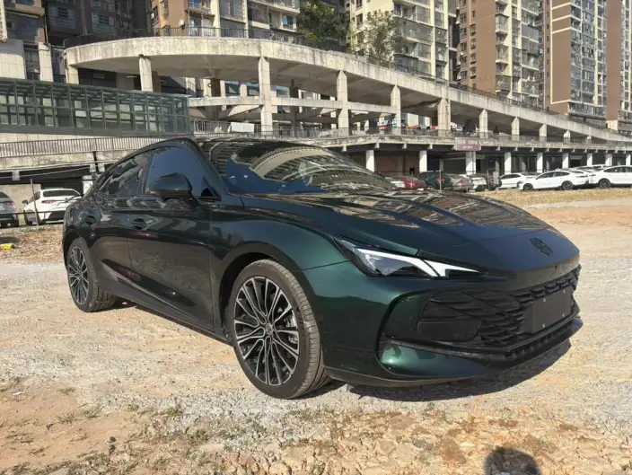 MG7 2025 Model 1.5T DCT Deluxe Edition