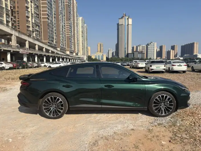 MG7 2025 Model 1.5T DCT Deluxe Edition – фото 7