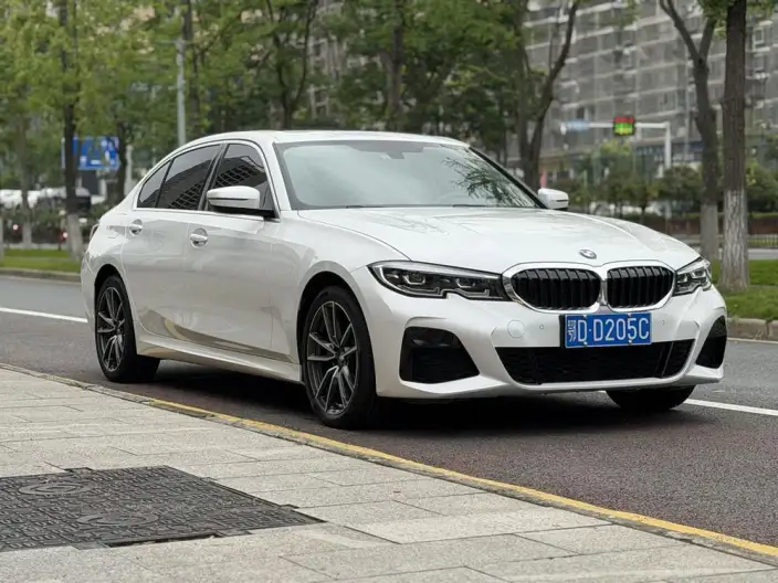 BMW 3 Series 2022 Model Facelift 320Li M Sports Set – фото 3
