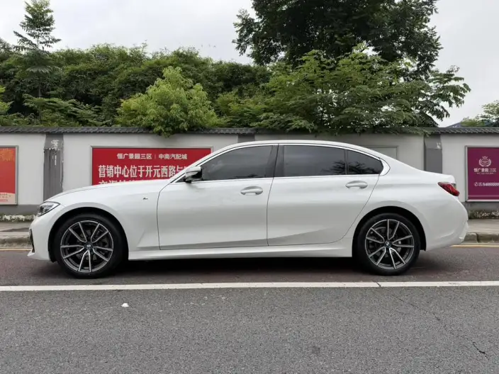 BMW 3 Series 2022 Model Facelift 320Li M Sports Set – фото 4