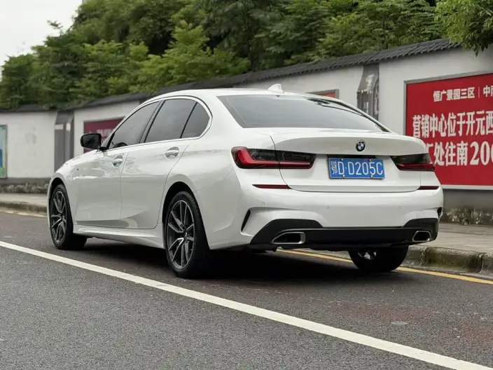 BMW 3 Series 2022 Model Facelift 320Li M Sports Set – фото 5