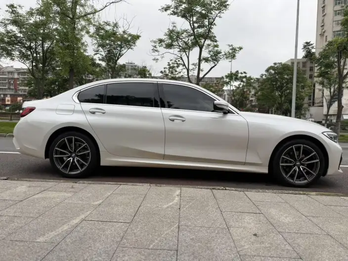 BMW 3 Series 2022 Model Facelift 320Li M Sports Set – фото 8