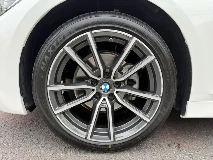 BMW 3 Series 2022 Model Facelift 320Li M Sports Set – фото 9