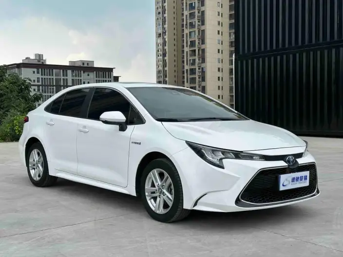 Toyota Levin 2022 Model Hybrid 1.8H E-CVT Deluxe Edition – фото 3