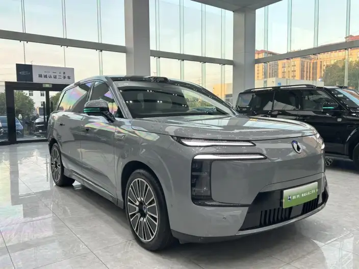 Denza N8L DM 2025 Model Flagship Model