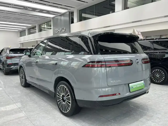 Denza N8L DM 2025 Model Flagship Model