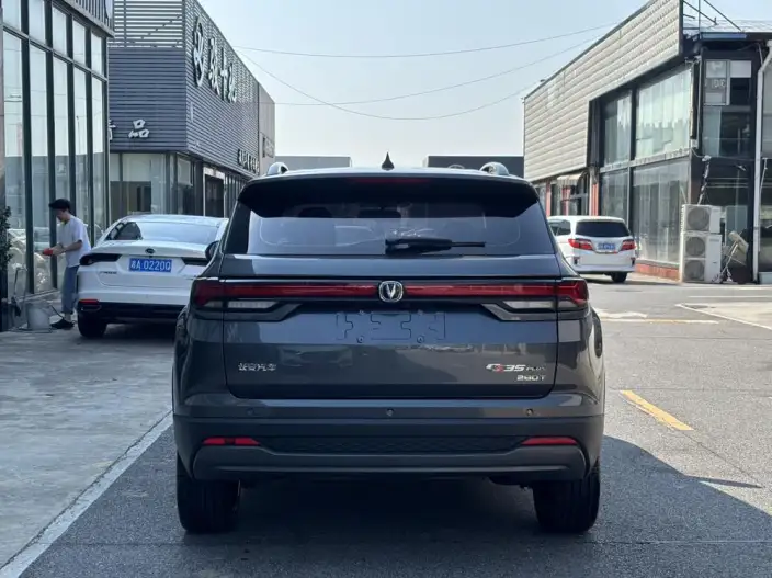 Changan CS35 PLUS 2023 Model Changxiang Edition Blue whale NE 1.4T DCT Noble Model – фото 5