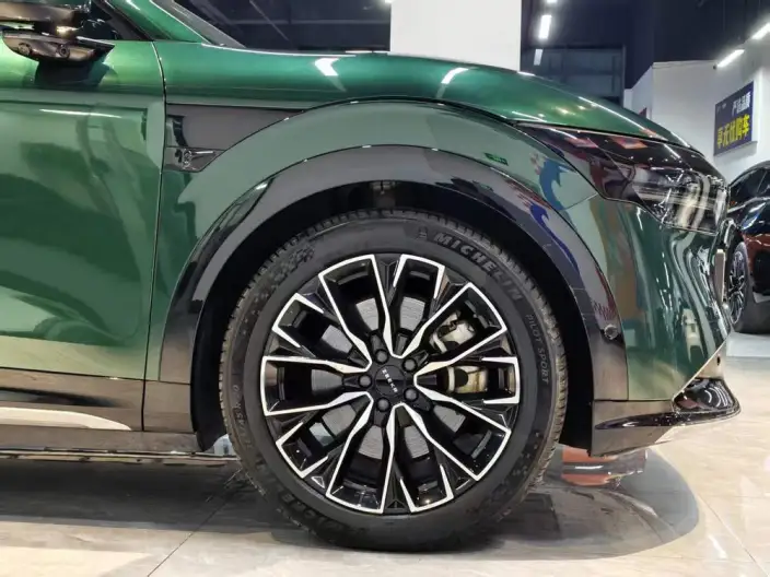 ZEEKR 7X 2025 Model 100kWh Long Battery Life Pro 4WD Smart Driving Edition – фото 7