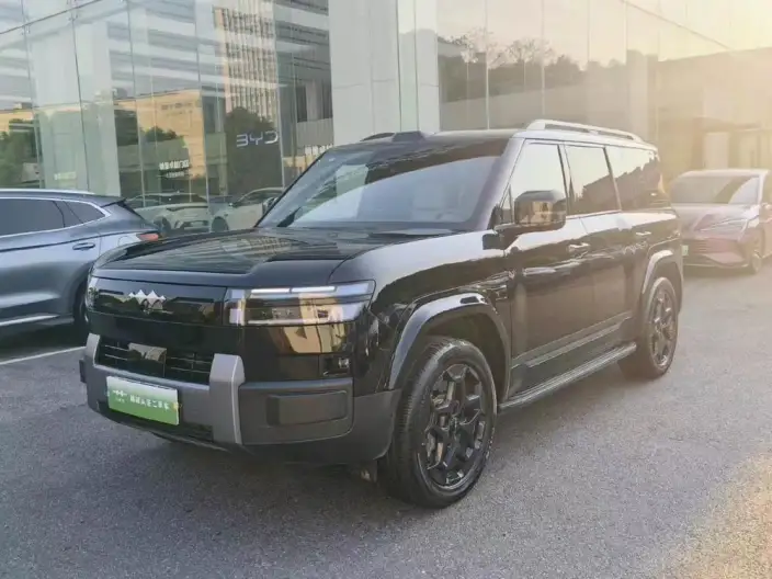 Titan 7 PHEV 2025 Model 190KM 4WD Ultra Edition
