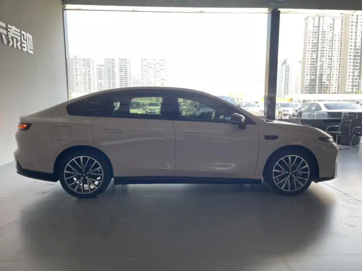 Leapmotor B01 2025 Model 650 Yuexiang Edition – фото 8