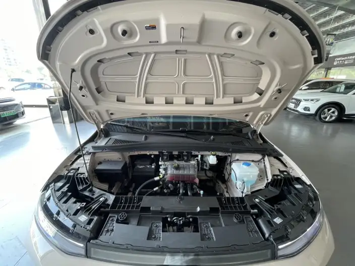 Leapmotor B01 2025 Model 650 Yuexiang Edition – фото 9