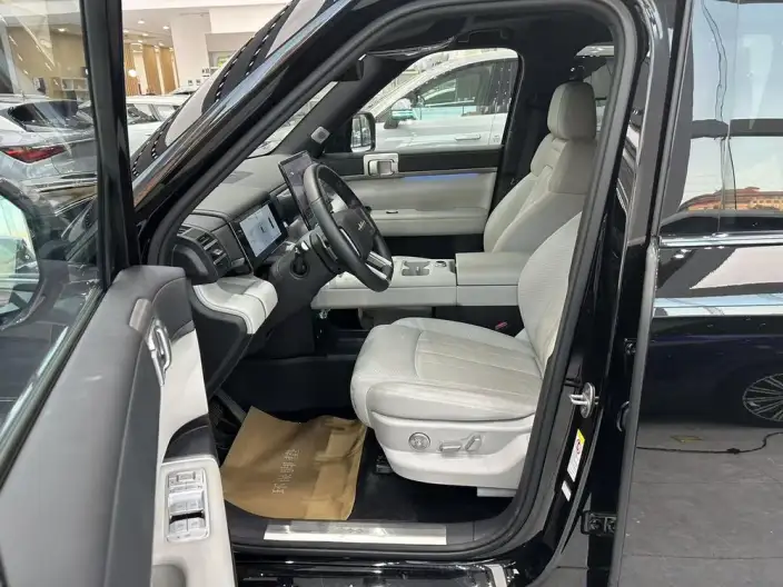 Titan 7 PHEV 2025 Model 190KM 4WD Ultra Edition – фото 9