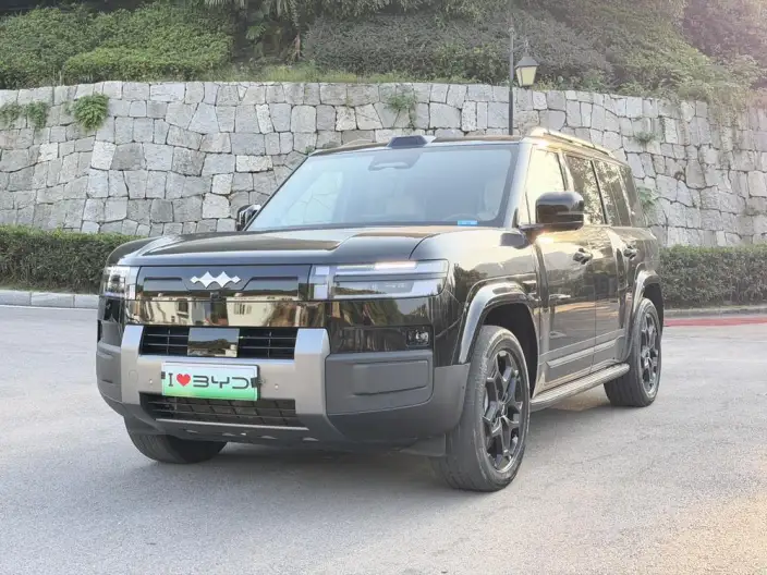 Titan 7 PHEV 2025 Model 190KM 4WD Ultra Edition